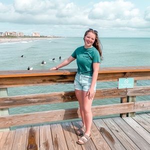 Meet your Posher, Bethany